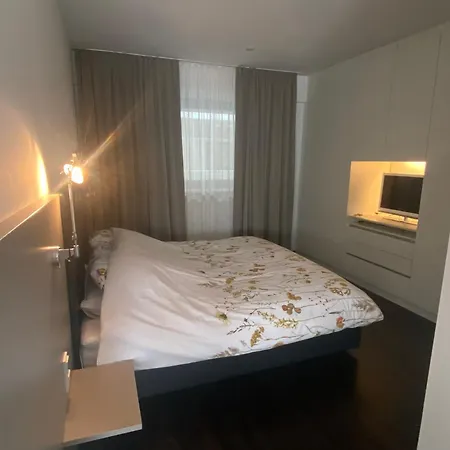 Luxurious In High Class Building Kranhaus In Apartament