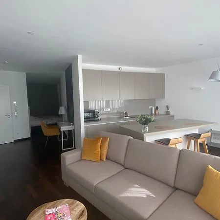 Apartament Luxurious In High Class Building Kranhaus In *