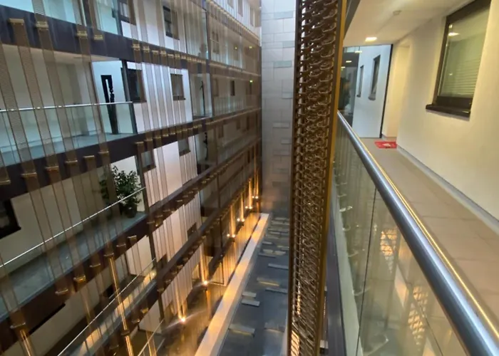 Luxurious In High Class Building Kranhaus In