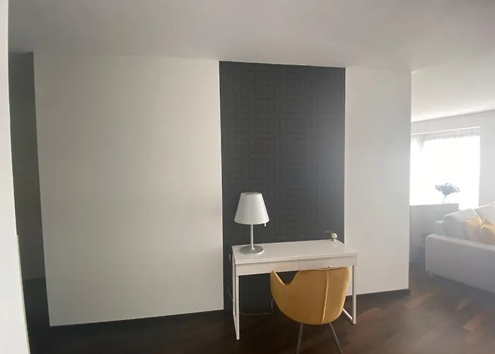 Luxurious In High Class Building Kranhaus In Apartment Köln